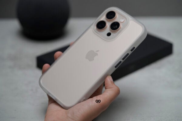 Drop Proof Sleek Transparent Case For iPhone 16/16Plus/16Pro/16ProMax - Image 73