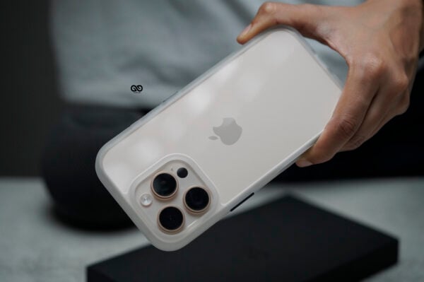 Drop Proof Sleek Transparent Case For iPhone 16/16Plus/16Pro/16ProMax - Image 79