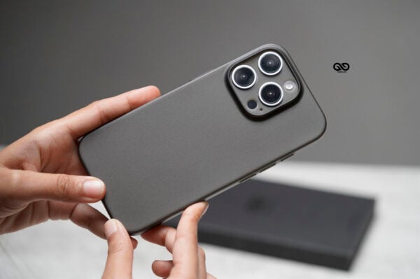 Gradient Black Ultra Thin Case for iPhone 16e/16/16Plus/16Pro/16ProMax - Image 22