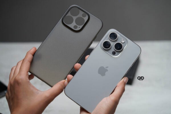 Gradient Black Ultra Thin Case for iPhone 16e/16/16Plus/16Pro/16ProMax - Image 16