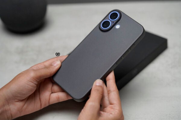 Gradient Black Ultra Thin Case for iPhone 16e/16/16Plus/16Pro/16ProMax - Image 33