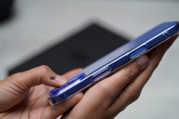 Transparent Slim Hard Case For iPhone 16/16Plus/16 Pro/16 Pro Max (Non Yellowing) - Image 9