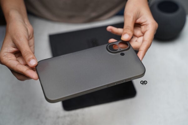 Gradient Black Ultra Thin Case for iPhone 16e/16/16Plus/16Pro/16ProMax - Image 14