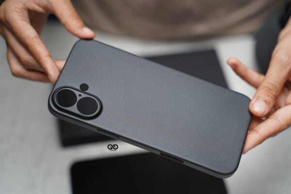 Dark Black Ultra Thin Case for iPhone 16e/16/16Plus/16Pro/16ProMax - Image 11