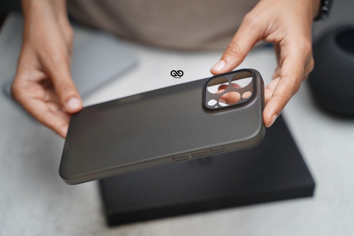 Gradient Black Ultra Thin Case for iPhone 16e/16/16Plus/16Pro/16ProMax
