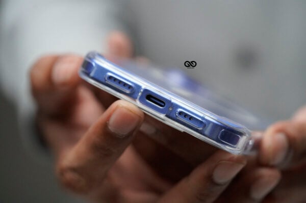Translucent Sleek Hard Case For iPhone 16/16Plus/16Pro/16ProMax - Image 34