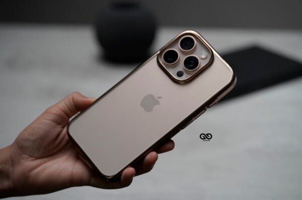 Hard Case with Colored Border For iPhone 16/16Plus/16Pro/16PoMax - Image 4