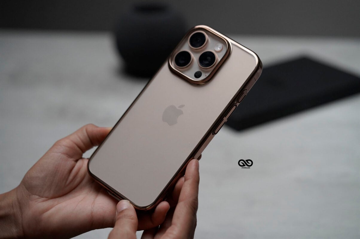 Hard Case with Colored Border For iPhone 16/16Plus/16Pro/16PoMax