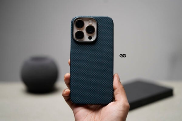 Magsafe Polar Blue Real Aramid Carbon Fiber Case For iPhone 16 Pro