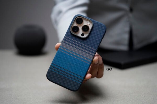 Magsafe Dune Blue Real Aramid Carbon Fiber Case For iPhone 16 Pro Max - Image 2