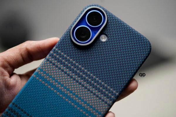 Magsafe Dune Blue Real Aramid Carbon Fiber Case For iPhone 16 - Image 4