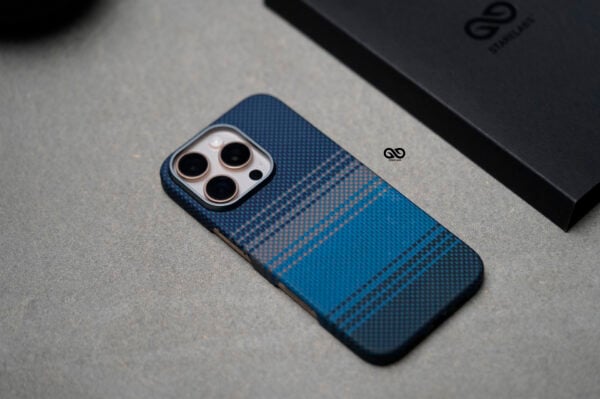 Magsafe Dune Blue Real Aramid Carbon Fiber Case For iPhone 16 Pro Max - Image 9