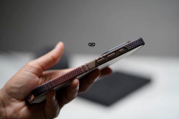 Magsafe Tangerine Orange Real Aramid Carbon Fiber Case For iPhone 16 Pro Max - Image 2