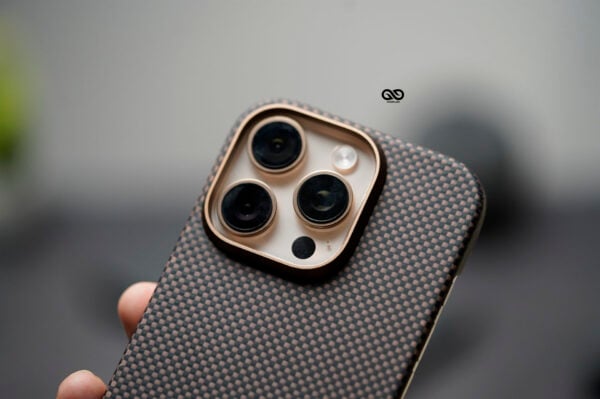 Magsafe Polar Desert Real Aramid Carbon Fiber Case For iPhone 16 Pro Max - Image 7