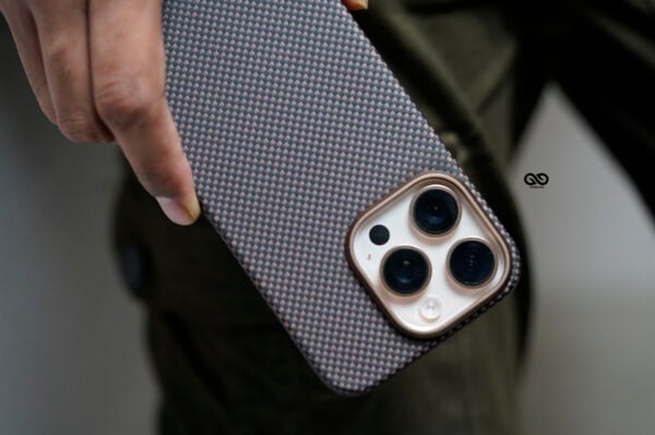 Magsafe Polar Desert Real Aramid Carbon Fiber Case For iPhone 16 Pro Max - Image 2