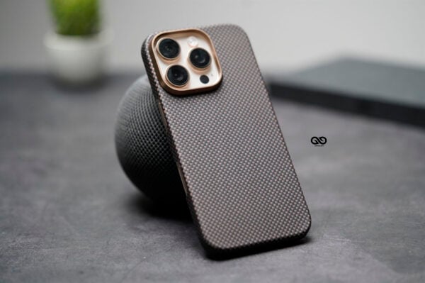Magsafe Polar Desert Real Aramid Carbon Fiber Case For iPhone 16 Pro Max - Image 8
