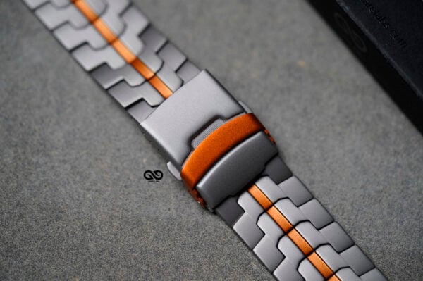 Titanium/Orange Link Chain Strap For Apple Watch 49 MM Series Ultra/Ultra 2 - Image 6