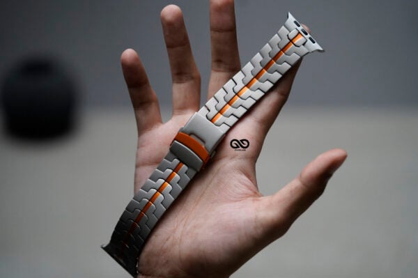 Titanium/Orange Link Chain Strap For Apple Watch 49 MM Series Ultra/Ultra 2 - Image 8
