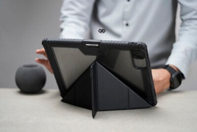 iPad Pro 13 inch (M4 Chip 2024) Black Bumper leather Case with transparent back and camera shutter