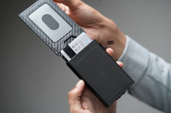 Personalized Carbon Fiber Ultra Slim Wallet With Money Clip - Image 10