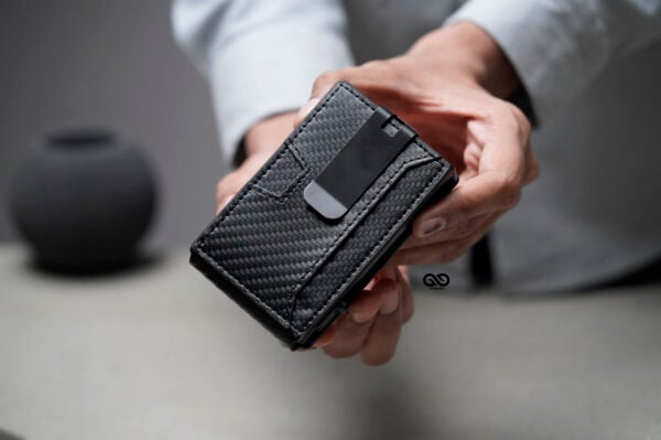 Carbon Fiber Ultra Slim Wallet With Money Clip - Image 16