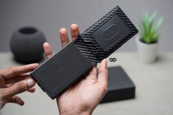 Personalized Carbon Fiber Ultra Slim Wallet With Money Clip - Image 3