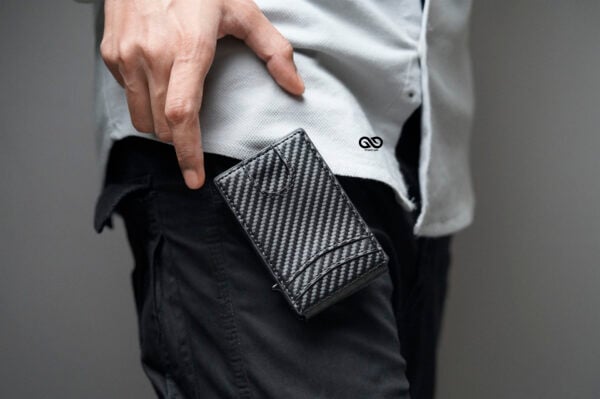 Personalized Carbon Fiber Ultra Slim Wallet With Money Clip - Image 6