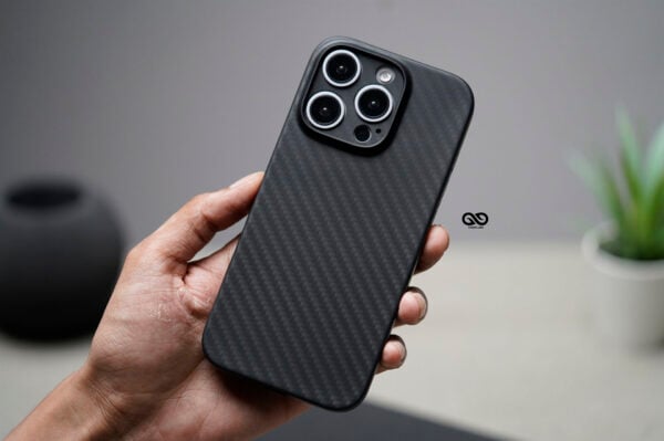Carbon Ultra Thin Case for iPhone 16/16Plus/16Pro/16ProMax - Image 8