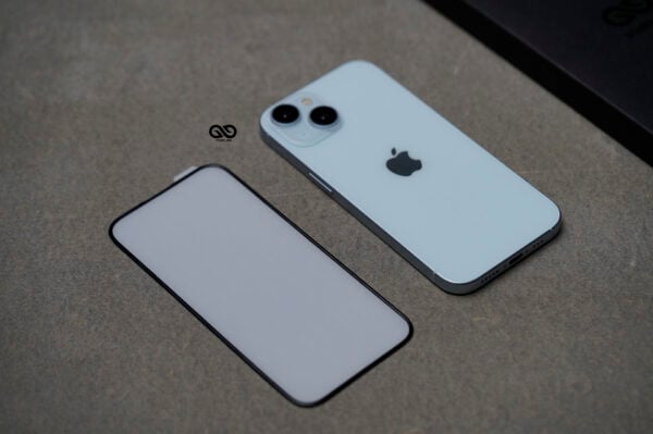 Tough Edge Tempered Glass Case For iPhone 16e - Image 14