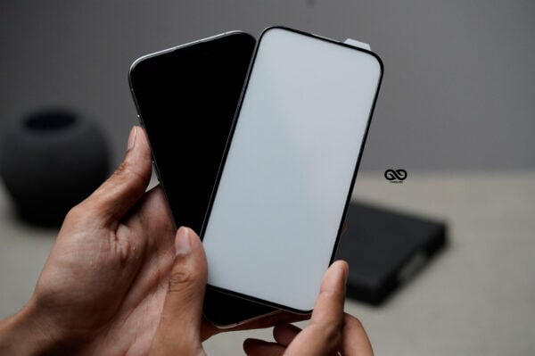 Tough Edge Tempered Glass Case For iPhone 16e - Image 8