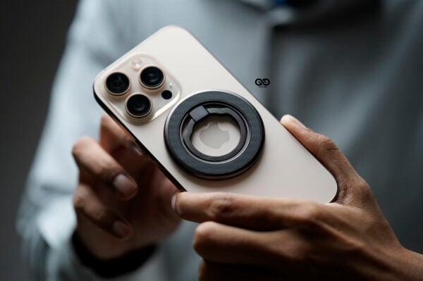 360 Degree Rotatable Carbon Fiber Magnetic Ring Holder - Image 4