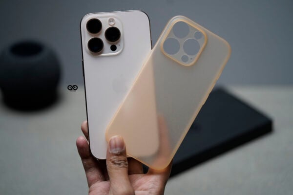 Desert Titanium Ultra Thin Case For iPhone 16 Pro/16 Pro Max - Image 2