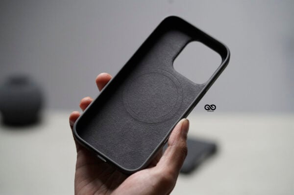 Magsafe Silicone Case With Animation For iPhone 16/16 Plus/16 Pro/16 Pro Max - Image 35