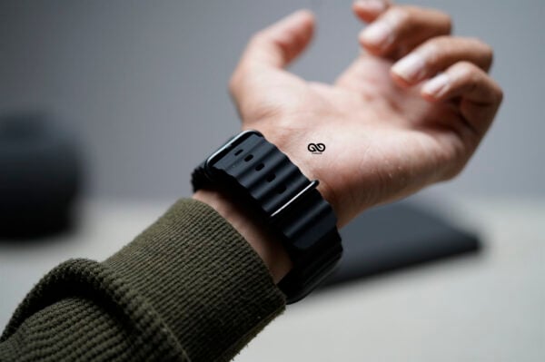 Silicone Ocean Band With Black Buckle For Apple Watch 49 MM Series Ultra/Ultra 2 - Image 10