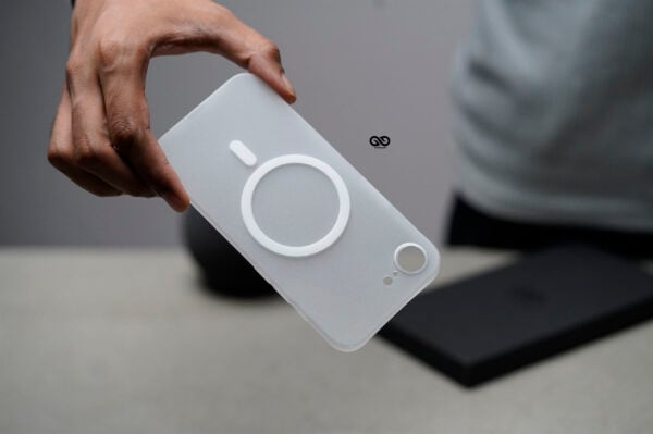 Frosted White Magsafe Ultra Thin Case For iPhone 16e - Image 3