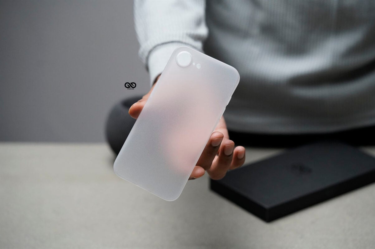 Frosted White Ultra Thin Case for iPhone 16e
