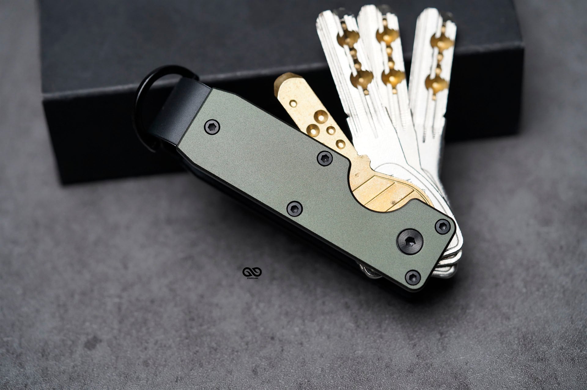 Compact Metallic Key Organizer 28 Compact Metallic Key Organizer - Image 28