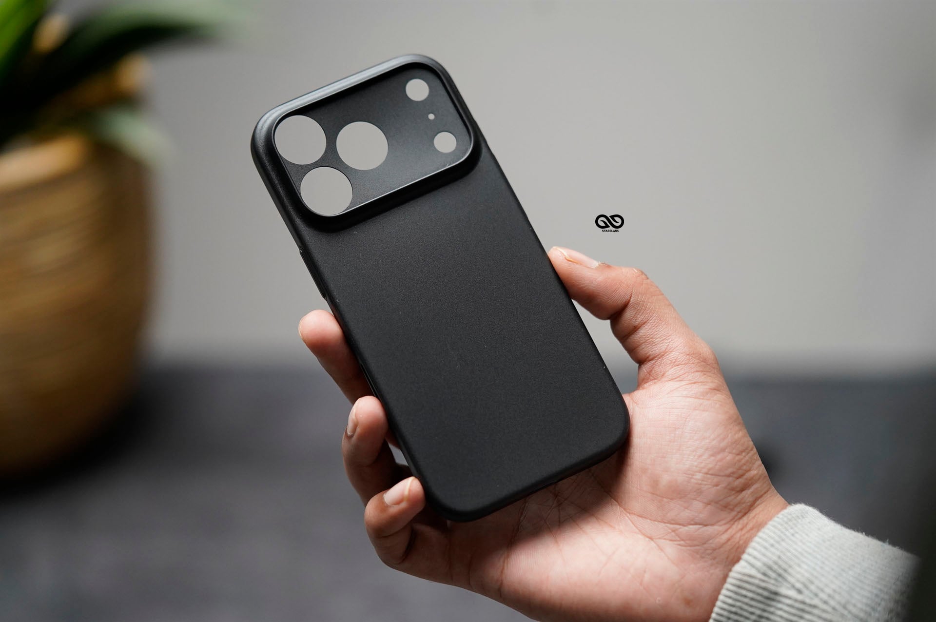 Dark Black Ultra Thin Case For iPhone Air/17 Pro/17 Pro Max (Camera Cutout) 10 Dark Black Ultra Thin Case For iPhone Air/17 Pro/17 Pro Max (Camera Cutout) - Image 10