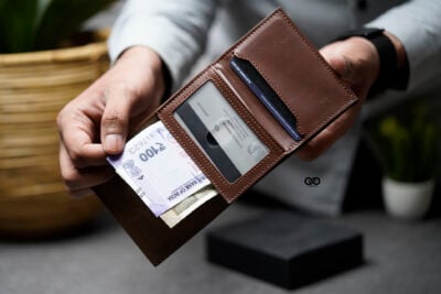 Elegant Vegan Leather Card and Cash Holder