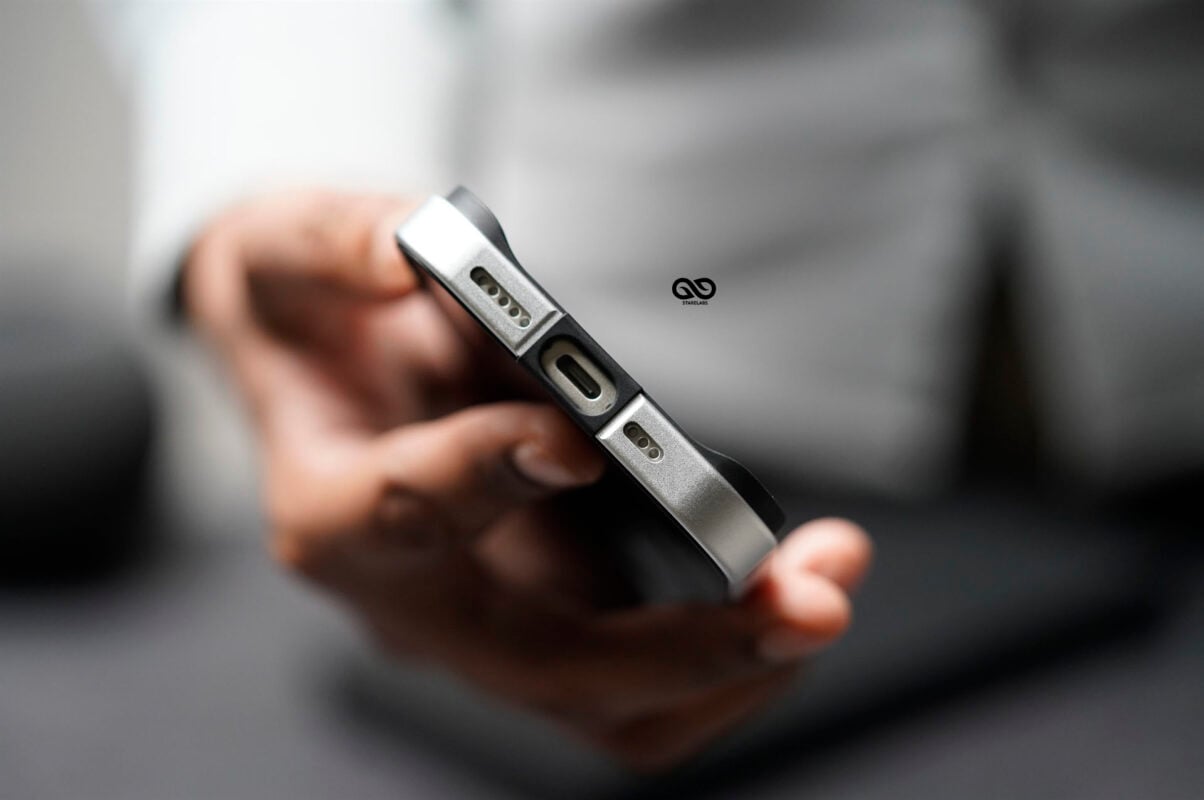 Silver Fiber Bumper for iPhone 17 (Bumper, not a Case)