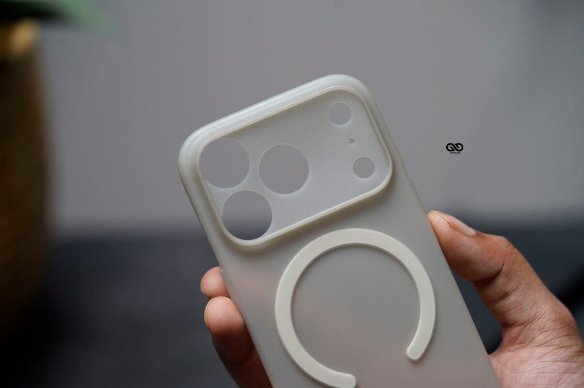 Natural Magsafe Ultra Thin Case For iPhone 17 Pro/17 Pro Max (Camera Cutout)