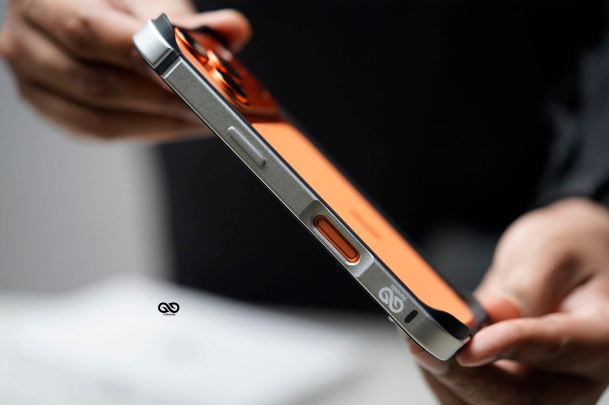 Natural Titanium Fiber Bumper for iPhone 17 Pro (Bumper, not a Case)