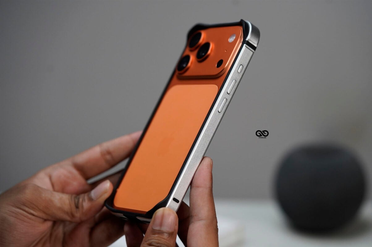 Silver Fiber Bumper for iPhone 17 Pro Max (Bumper, not a Case)