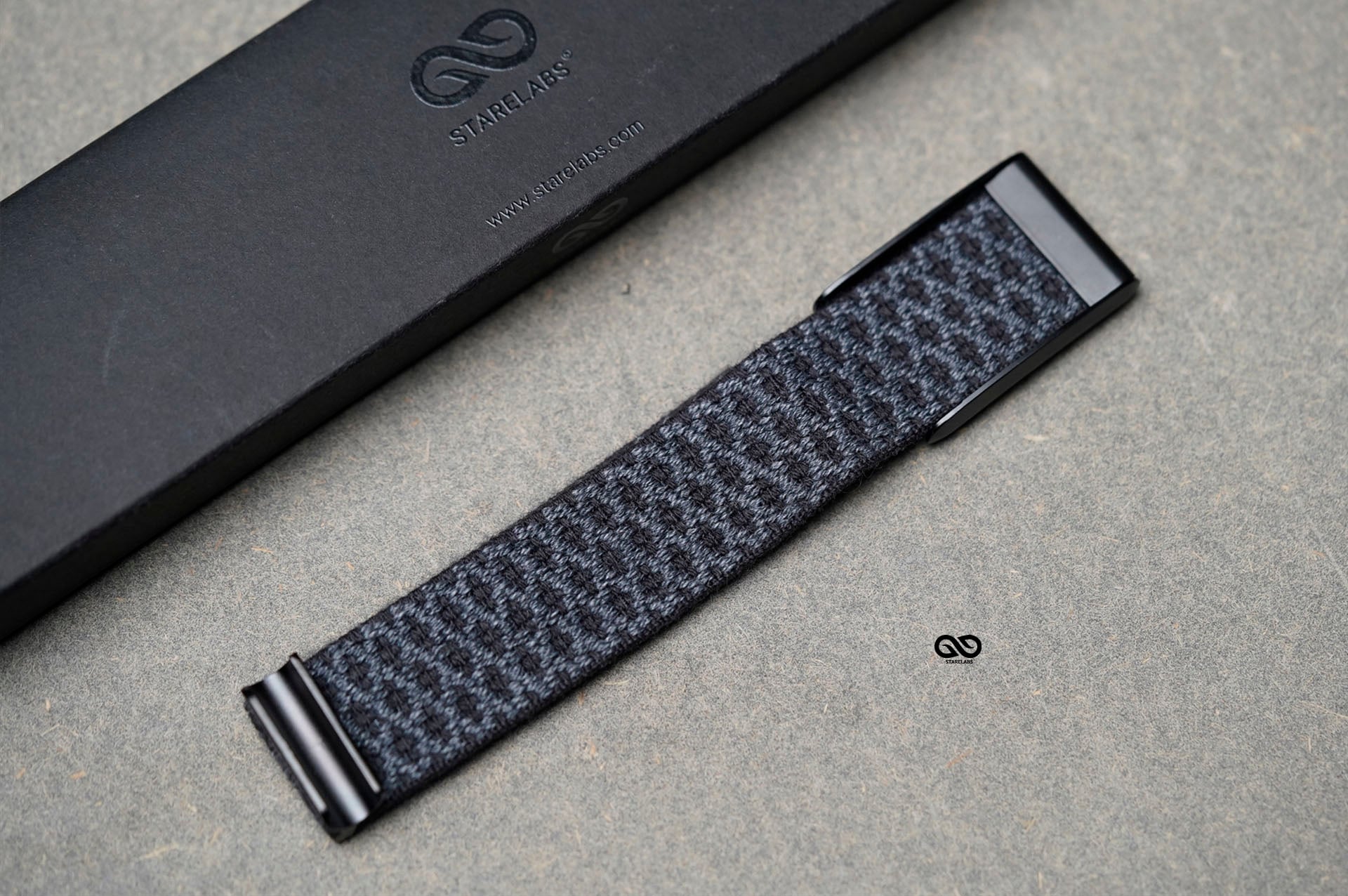 StormWeave Nylon Sports Replacement Band For Whoop 4.0 (Strap Only) 1 StormWeave Nylon Sports Replacement Band For Whoop 4.0 (Strap Only)