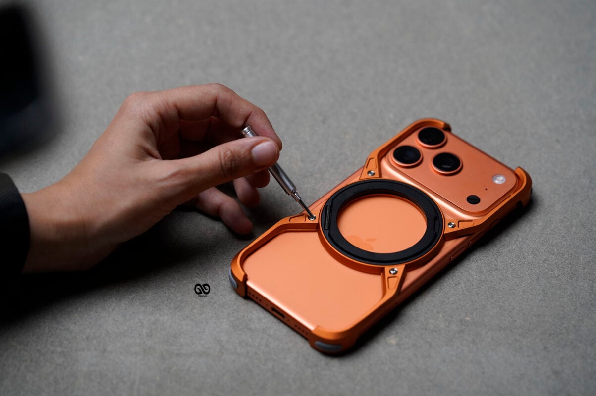 Titanium Armored Bumper with Kickstand Feature For iPhone 17/17PRO/17PROMAX