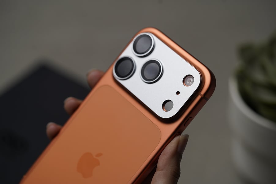 Shockproof Camera Lens for iPhone 17/Air/17 Pro/17 Pro Max 3 Shockproof Camera Lens for iPhone 17/Air/17 Pro/17 Pro Max - Image 3