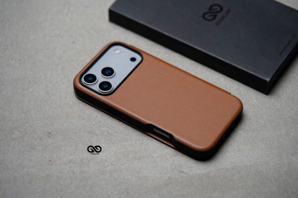 Modern Vegan Leather Flip Case For iPhone 17 Pro Max