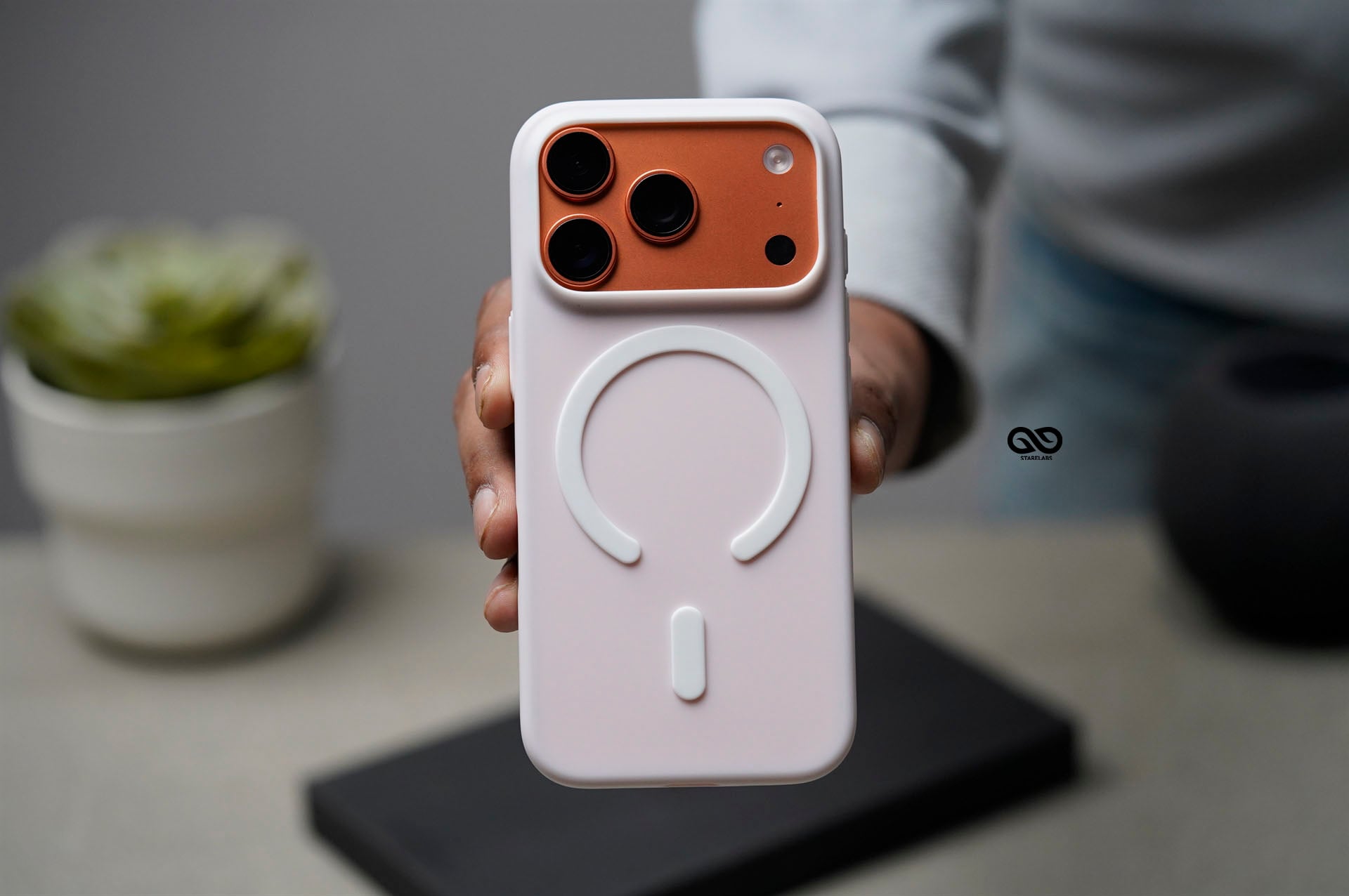 White Magsafe Ultra Thin Case For iPhone Air/17/17Pro/17ProMax (Without Camera Cutout) 1 White Magsafe Ultra Thin Case For iPhone Air/17/17Pro/17ProMax (Without Camera Cutout)