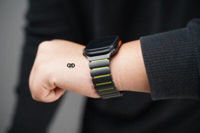 Ultraflex Titanium Link Strap with Magnetic Closure For Apple Watch 49 (Series Ultra/Ultra 2/Ultra 3) Classy Design 62 Ultraflex Titanium Link Strap with Magnetic Closure For Apple Watch 49 (Series Ultra/Ultra 2/Ultra 3) Classy Design