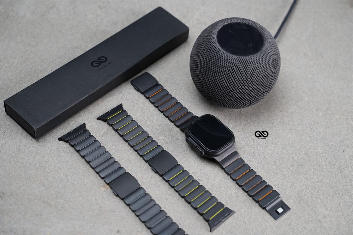 Ultraflex Titanium Link Strap with Magnetic Closure For Apple Watch 49 (Series Ultra/Ultra 2/Ultra 3) Classy Design
